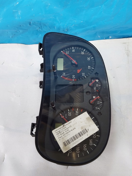 COMPTEUR COMPTEUR GOLF IV 1.4 16V 1J0920802