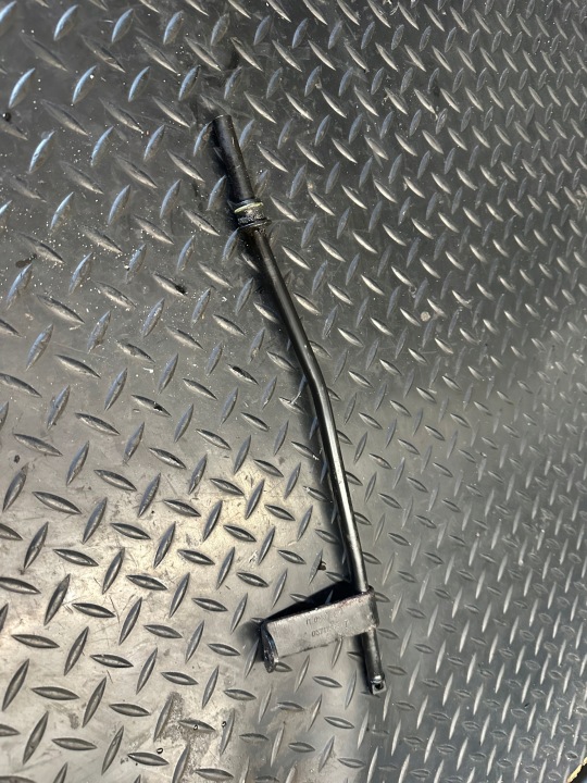 SONDE SZYJKA JAUGES HUILES AUDI A8 D4 4.2 TDI CDS 057115630T