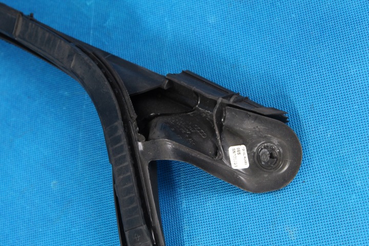 AUDI A5 F5 8W SPB JOINT D'ÉTANCHÉITÉ PORTES AVANT GAUCHE 18R