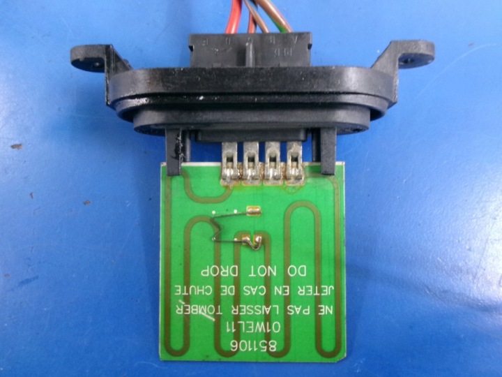 RENAULT LAGUNA II VENTILATEUR AIR DELPHI 52491976+REZYSTOR