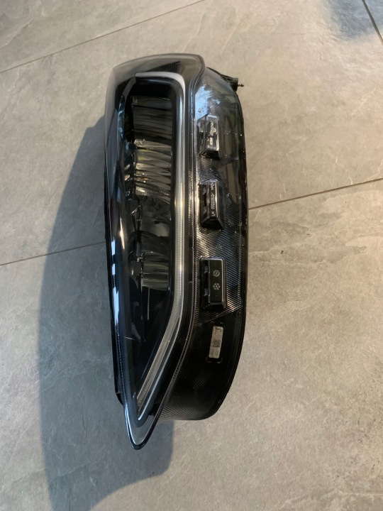 FORD FOCUS MK IV 4 LIFT 22+ PHARE AVANT GAUCHE COMPLET LED EUROPE NX7B-13E015-CF