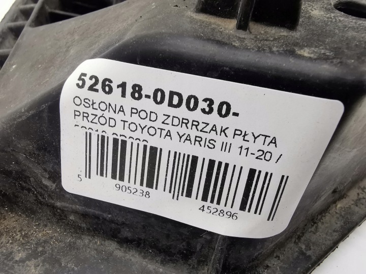 PROTECTION SOUS PARE-CHOCS AVANT TOYOTA YARIS 526180D030 GENUINE 2019