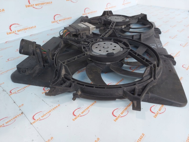 AUDI A4 B8 11R VENTILATEUR RADIATEUR 8K0121003M M136317K