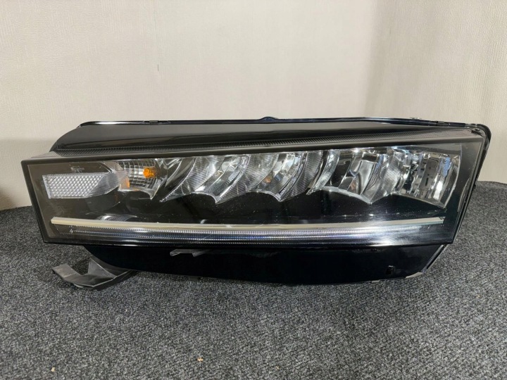 SKODA OCTAVIA 5E4 IV 4 COMPLET LED GAUCHE DROIT PHARE GAUCHE DROITE AVANT L39 L40