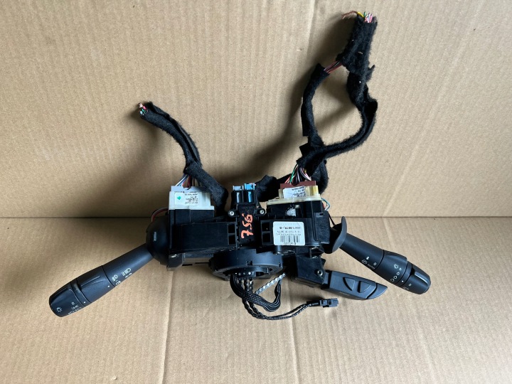 RENAULT CAPTUR I 2013-2016 COMMUTATEUR COMPOSITE SOUS DIRECTION