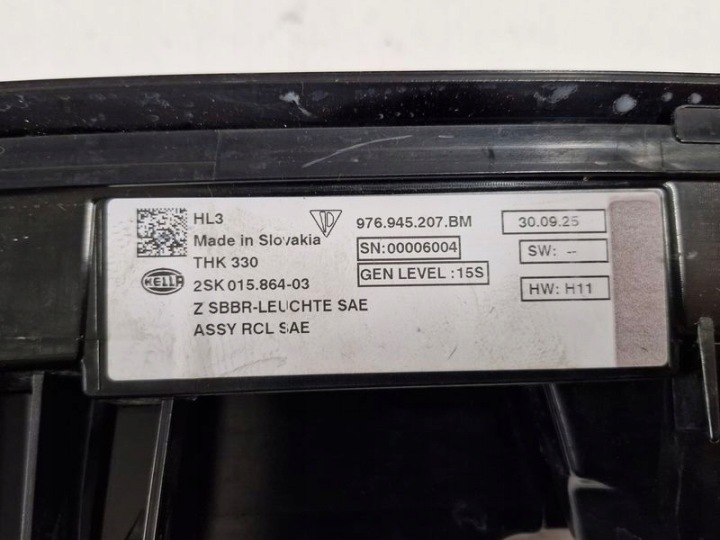 PORSCHE PANAMERA 976 PHARE ARRIÈRE CACHE ARRIÈRE CENTRALE 976945207BM