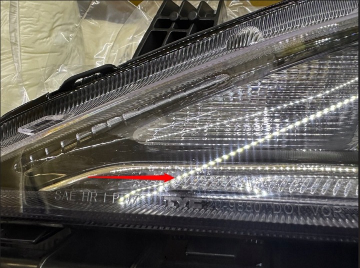 CHRYSLER PACIFICA VOYAGER LX 2017-22 PHARE XÉNON AVEC LED EUROPE ENSEMBLE GAUCHE R