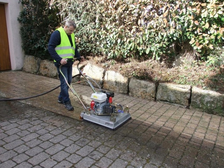 MACHINE À LAVER VERS NETTOYAGE MÂCHOIRES BRUKOWEJ PROBST EC-60