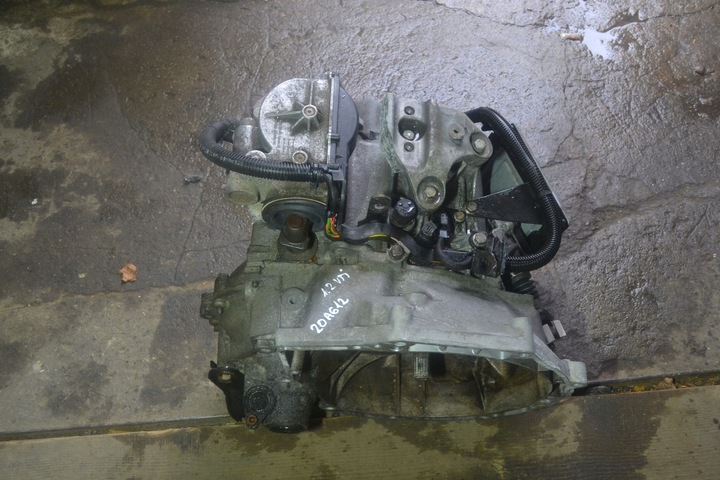 BOX GEAR PEUGEOT CITROEN 20A612 AUTOMATIC TRANSMISSION photo 1 - milautoparts-fr.ukrlive.com