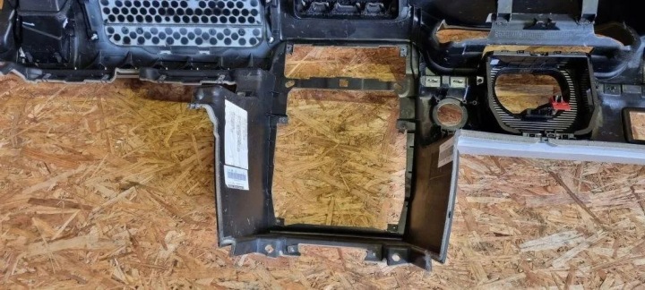 TABLEAU DE BORD COCKPIT MERCEDES-BENZ B (W245) A1696800887 2.0L DIESEL
