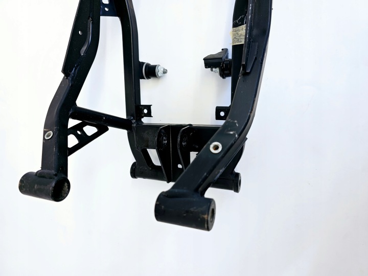 APRILIA TUONO RS RS4 50 125 CHÂSSIS AUXILIAIRE CHÂSSIS ARRIÈRE FIXATION SUBFRAME