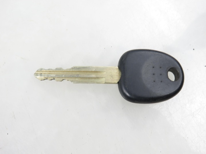 CONTACTEUR D'ALLUMAGE INSERTS KIA PICANTO I (BA)