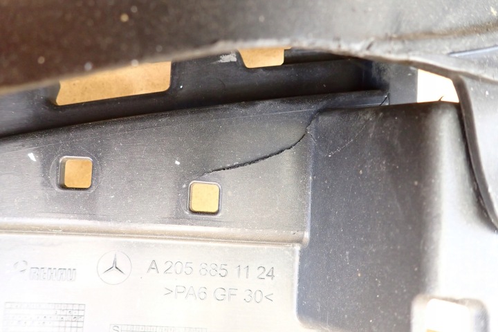 MERCEDES C CLASSE W205 14- DOUBLURE SPOILER PARE-CHOCS ARRIÈRE ARRIÈRE A2058851138