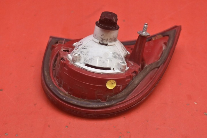 PHARE DROITE ARRIÈRE ARRIÈRE 1K6945094J VW GOLF 5 V 5D HAYON 03-09
