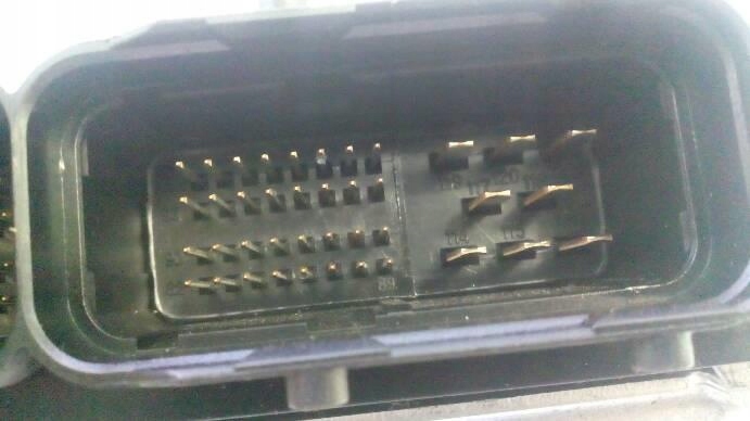 ORDINATEUR MOTEUR HONDA CIVIC VII 0281011434
