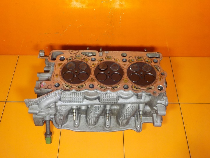 DISCOVERY III 2.7 TD V6 07R 200KM 276DT CULASSE GAUCHE 4R8Q-6C064-AG