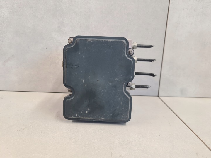 POMPE DE FREIN ABS ESP MERIVA II B 13474250 ORIGINAL