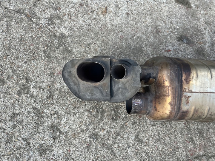 PORSCHE 911 992 SILENCIEUX ÉCHAPPEMENT 992251053A