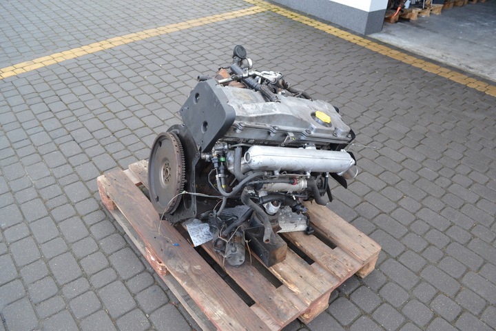 MOTOR JUEGO LAND ROVER DEFENDER 2.5 TD5 SE ARRANCA 15P 91TYS.KM! *F/V* 