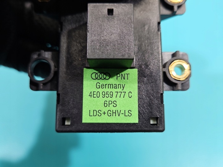 COMMUTATEUR AUDI A8 D3 4E0959777C