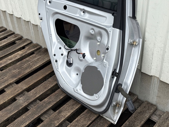 AUDI A2 PORTES GAUCHE ARRIÈRE DANS COULEUR LZ5H LZ5R