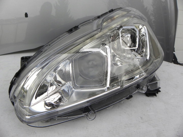PEUGEOT 208 GTI CAPOT PHARE GAUCHE PARE-CHOCS