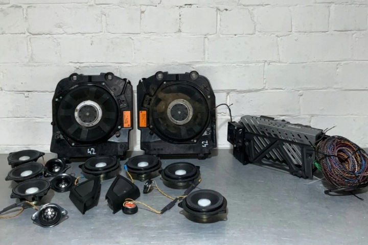 SYSTÈME NAGLOSNIENIA BMW 5 (F10) 9169687 4.4L GASOLINE 300KW 2012