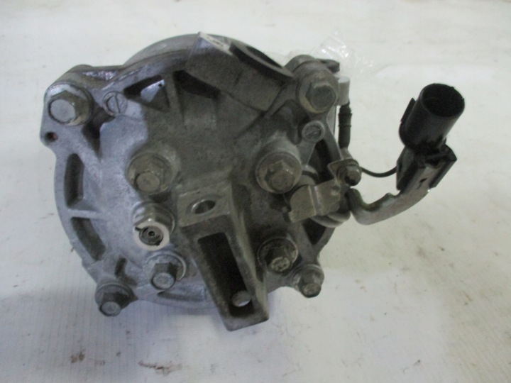 COMPRESSEUR DE CLIMATISATION MITSUBISHI OUTLANDER III 3 ASX 7813A978