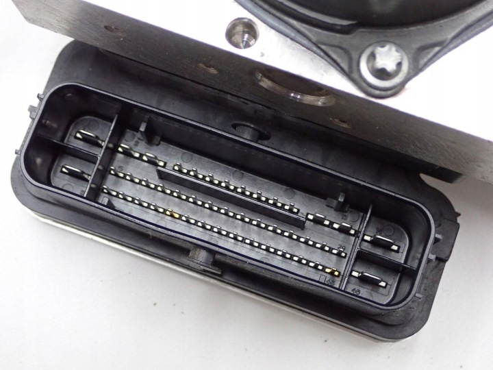 POMPE ABS DE FREIN 8W0907379AR 0265957203 8W0614517AR AUDI A4 B9 22R