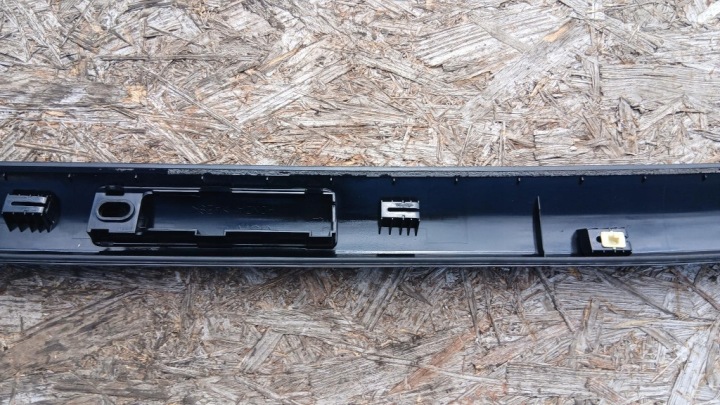 MOULURE TOITS DROITE MILIEU HONDA CRV CR-V II 02R