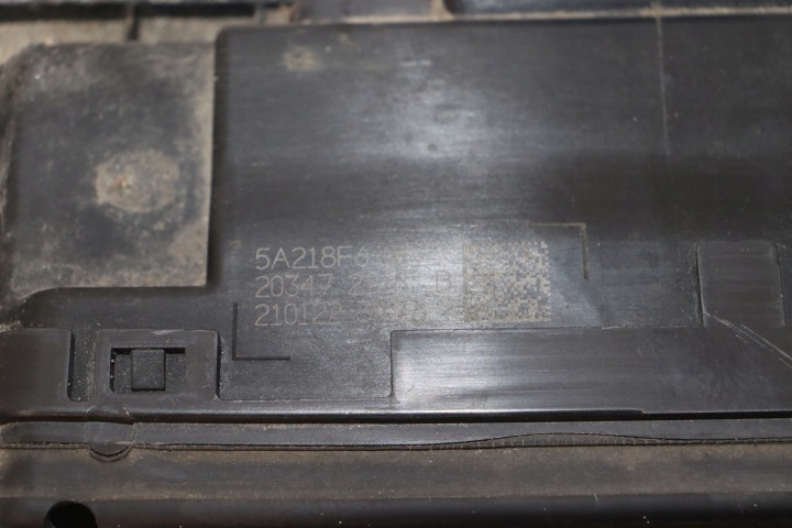 GUIDE D'AIR JALOUSIE INFÉRIEURE AVANT 5A218F6-01 J-1597