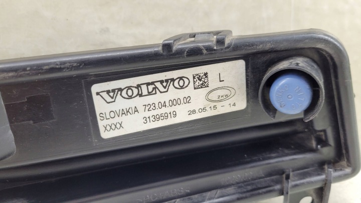 VOLVO V40 PHARES ANTIBROUILLARD LED FJD AVANT GAUCHE AVANT 31395919