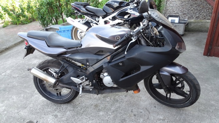 YAMAHA TZR 50 SET PODNOZEK DROIT LEVIER