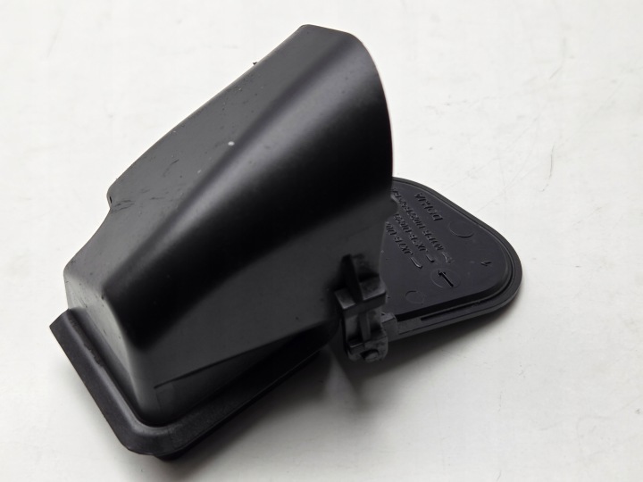ADMISSION BOUCHON TUNNEL FORD FOCUS JX7B-U022B52