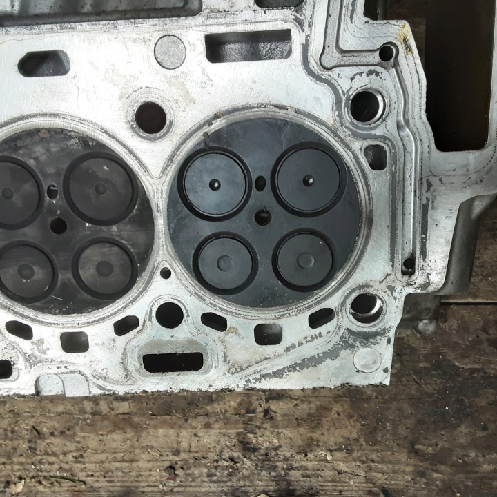 CULASSE MOTEUR BMW N47D20 E90 E87 7812603 02