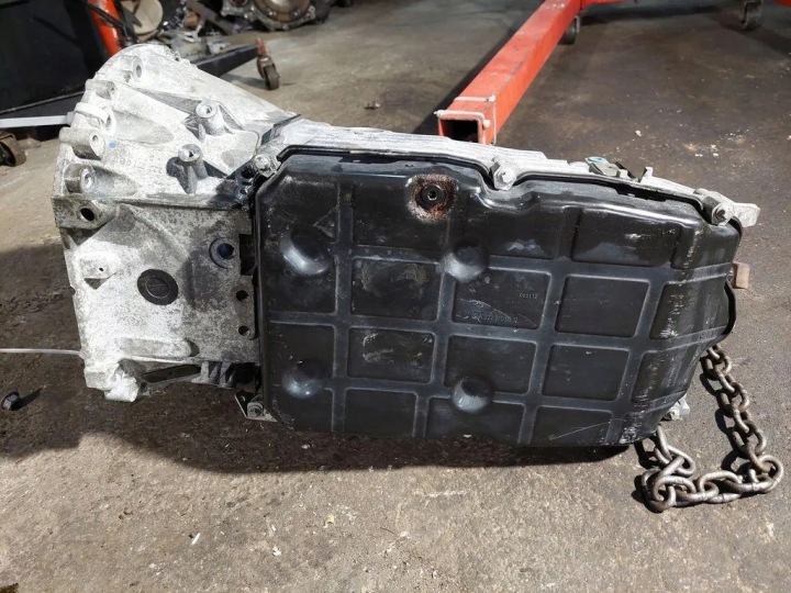 BOÎTE DE VITESSES MERCEDES-BENZ E COUPÉ (C207) 2072702800 4.7L GASOLINE 2013