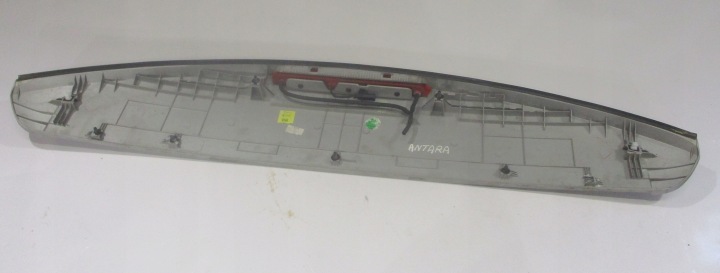 SPOILER SPOILER COUVERCLES DE COFFRE COUVERCLES DE COFFRE ARRIÈRE TROISIÈME LANTERNE STOP ANTARA 92U C105