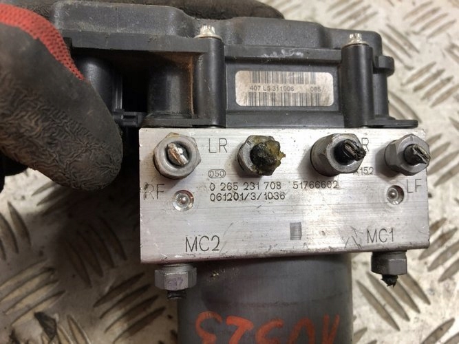 POMPE DE FREIN ABS FIAT PANDA 2 4X4 0265231708