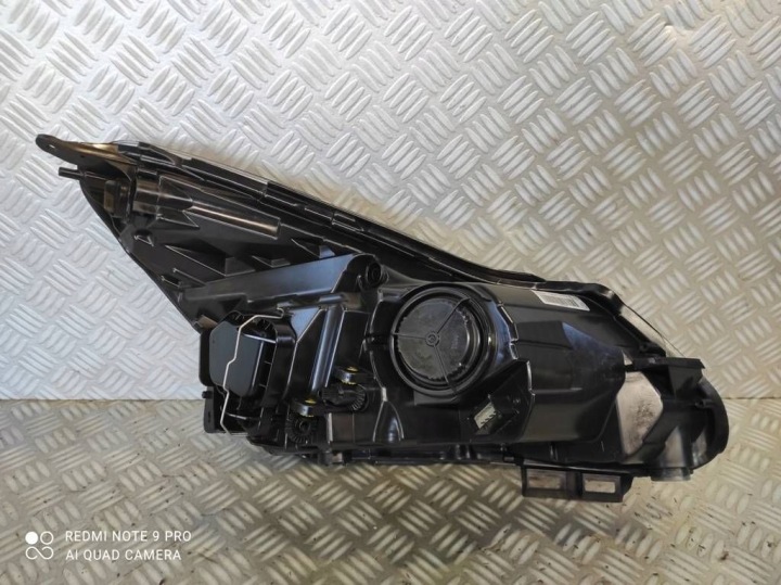 PROJECTEUR ENSEMBLE OPEL CORSA D 13392705
