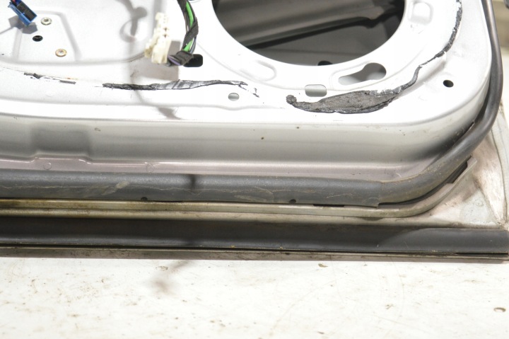 PORTES GAUCHE ARRIÈRE 744 PREMIER PEINTURE MERCEDES W211 E CLASSE E55 2117300105