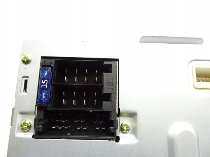 RADIO CD HYUNDAI IX35 09-15 R.
