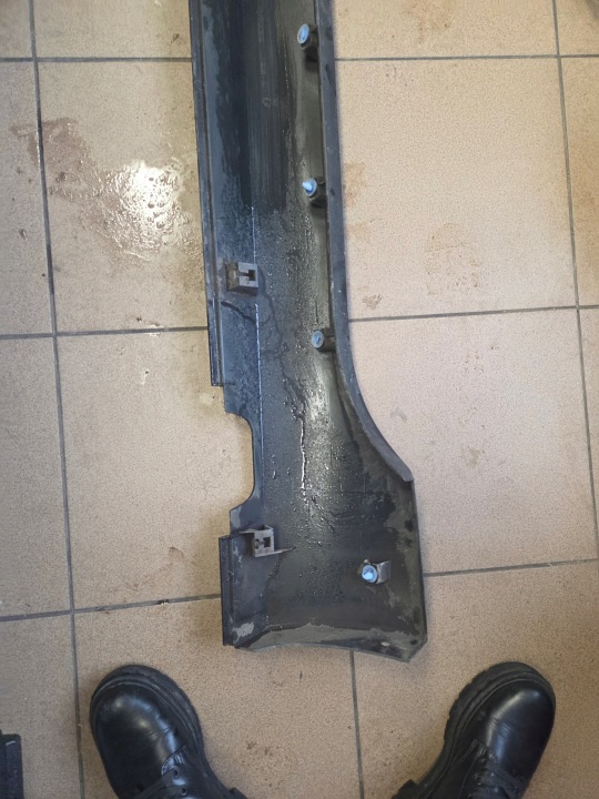 MOULURE REVÊTEMENT SEUIL DROITE PEUGEOT 2008 I 96781715XT