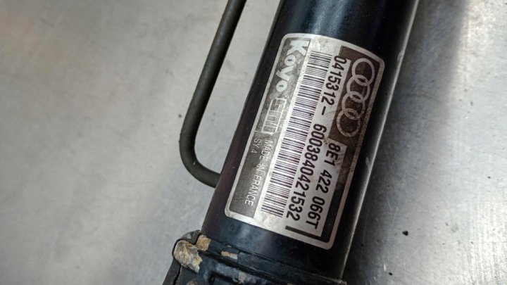 CRÉMAILLÈRE DE DIRECTION AUDI A4 (8E2, B6) 8E1422066T 2.4L GASOLINE 125KW 2002