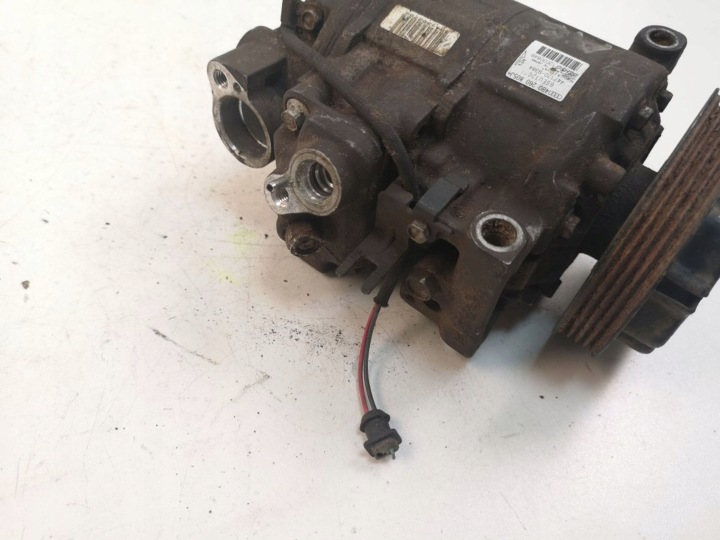 AUDI A6 ALLROAD C5 2004 COMPRESSEUR DE CLIMATISATION 4B0260805J