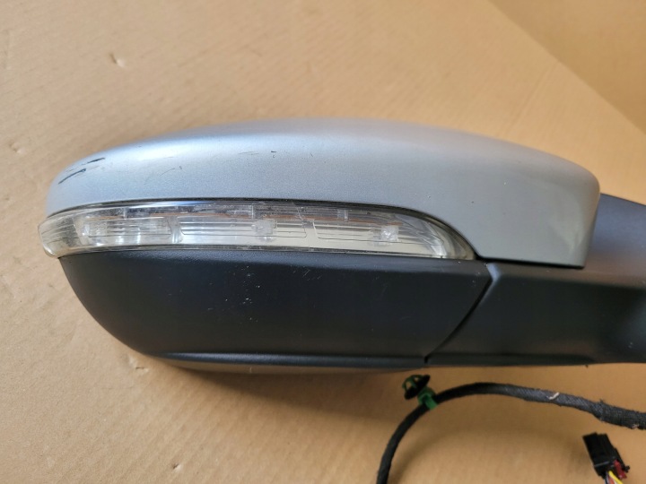 RÉTROVISEUR DROIT VW PASSAT CC UK 6 GOUPILLE LA7W