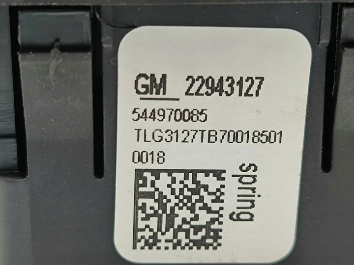 CHEVROLET BOLT 2018 PRISE 12V ARRIÈRE