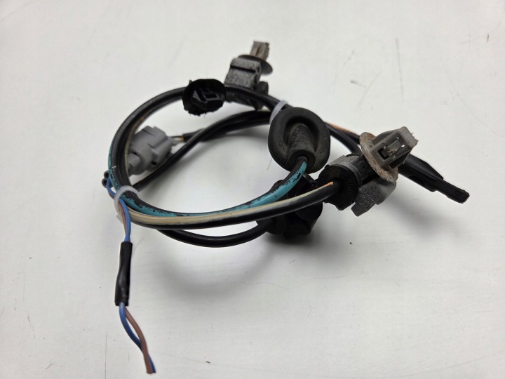 SUBARU OUTBACK V 14-19 CAPTEUR ABS ARRIÈRE 27540AL070