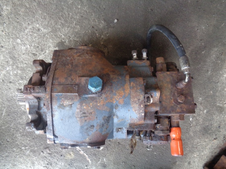 MOTEUR HYDRAULIQUE MOTEUR HYDRAULIQUE SAUER SUNDSTRANDT AMV2/070-B3Z
