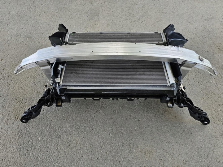 ENSEMBLE RADIATEURS VENTILATEURS PANNEAU AVANT RENFORCEMENT POUTRE AUDI RS6 C8 4K