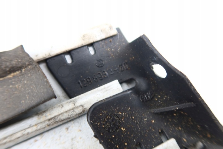 MERCEDES R129 SL MOULURE PARE-BRISE DROITE 1296982430